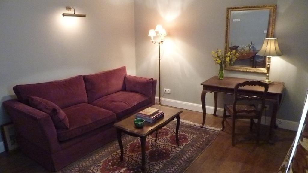 La Trimouille Le Logis Alexandra Bnb الغرفة الصورة